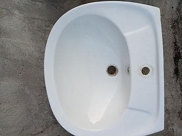 hamamlar: Açıq ağ rəngdə, keramika materialdan pilleli (pedestal) lavabo — 5