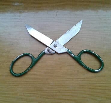 sederek parca dükkanları: Ножницы(SSSR)портняжные 2 штуки за 5 azn длина 24 см и 17,5 см — 3