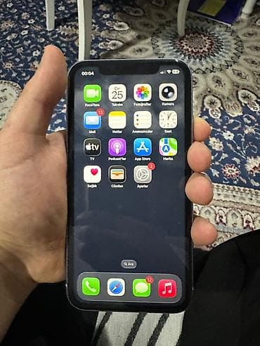 mini telefon: IPhone 11, 64 GB, Zəmanət, Barmaq izi, Face ID — 3