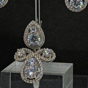 qızıl komplektler: Dəstə daxildir: Sırğa, Gümüş — 3