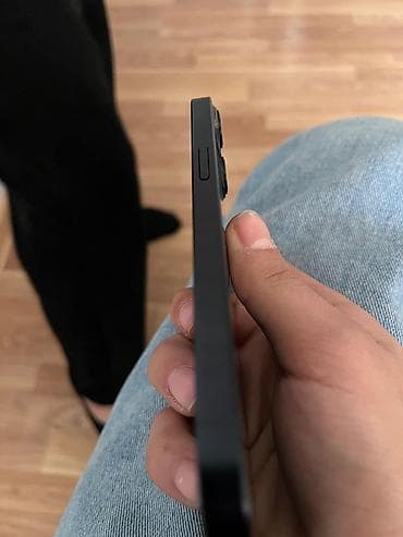 iphone 50: IPhone 13, Midnight — 4