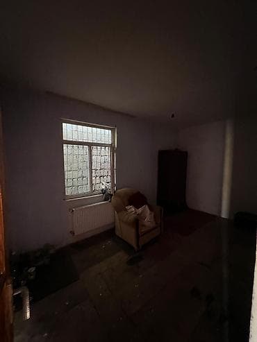 qurtulus 93 de satilan evler: 80 kv. m, 3 otaqlı, Qaz, İşıq, Su — 10