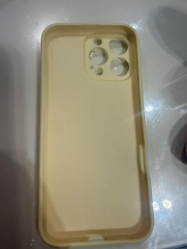 Iphone 16 pro max ucun case. Aciq sari rengdedi. Yenidi, istifade — 2