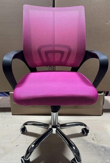 купить офисный стул бу: Fırlanan təkərlər və hündürlüyü tənzimlənən oturacaqla təchiz olunmuş — 5