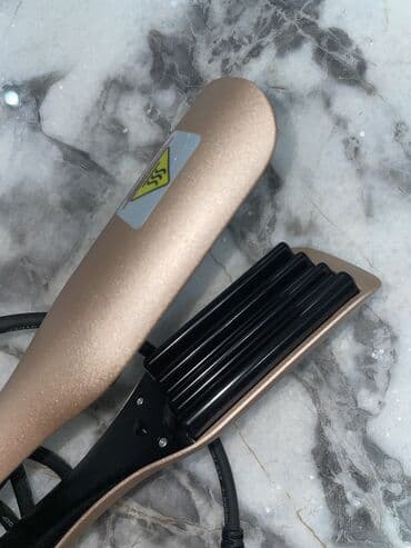 Saç üçün ütü Temperatur : 130-210°C Uzunmüddətli həcimli dalğalar
