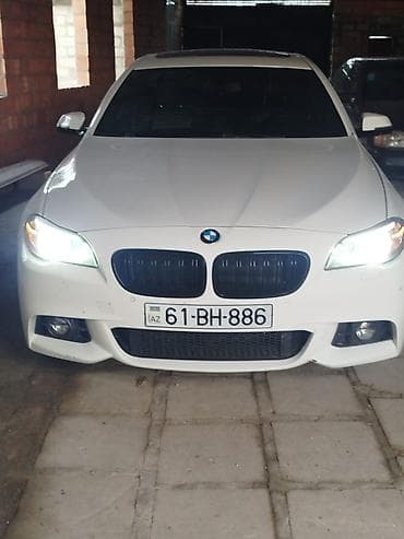 BMW 528: 2 l | 2014 il Sedan