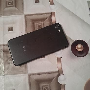 IPhone 7, Qara, Barmaq izi — 8