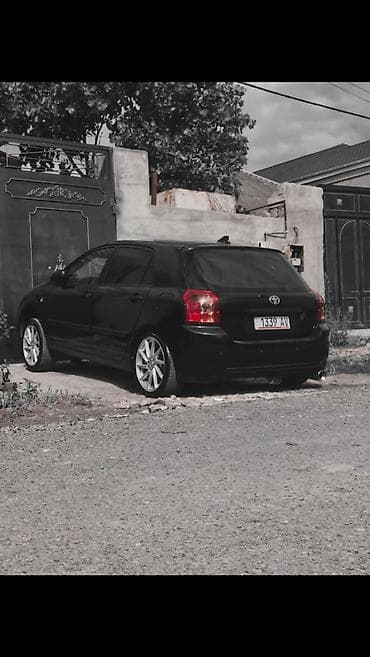 Toyota Corolla: 1.4 l | 2006 il Hetçbek
