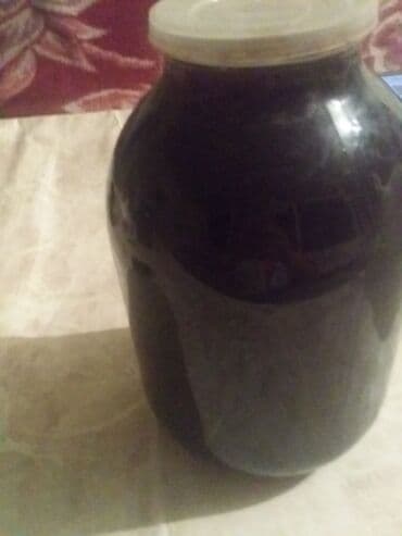 Комнатные растения: Diqqet Alma sirkəsi və üzüm sirkəsi.1 litr- 10 man.Tam qatqısız.100 % — 4