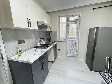 bakixanovda ev: Sumqayit seheri 48 ci mehelle 5/3.3 otaqli ƏLA temirli ƏŞYALı ev — 10