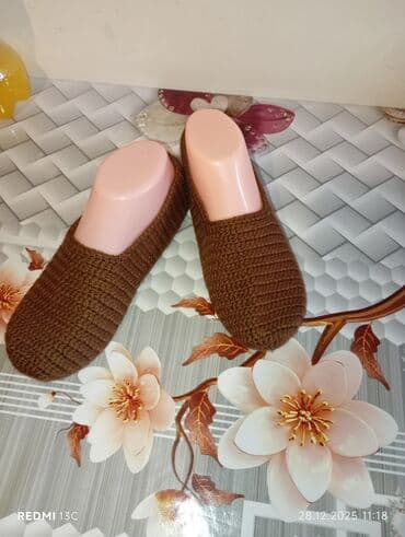 corab toxuma: Toxunma corab satılır isteyen yaza birer ölcu ve renglere gorede — 3