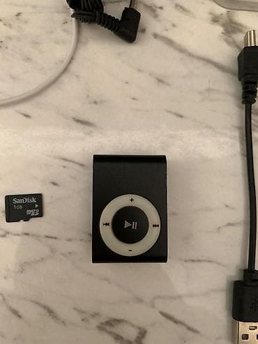 ipod classic: Mp3 player sadece 3 gun istifade olunub. Qutusu, nalusniki, adaptir — 7
