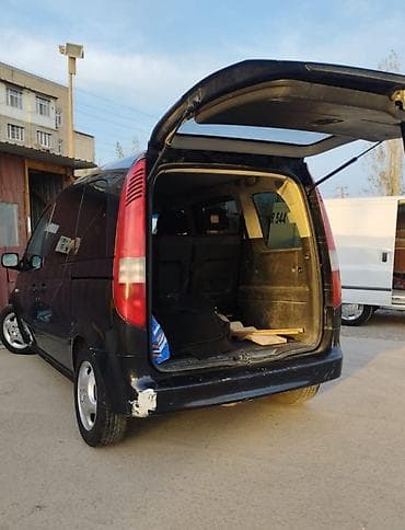 mini laser: Mercedes-Benz Vaneo: 1.9 l | 2002 il Van/Minivan — 6