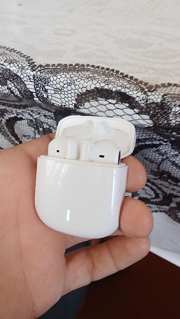 bluetooth mause: Bluetooth qulaqcıq az işlənib, tam işləkdir. Nizami Metrosuna — 2