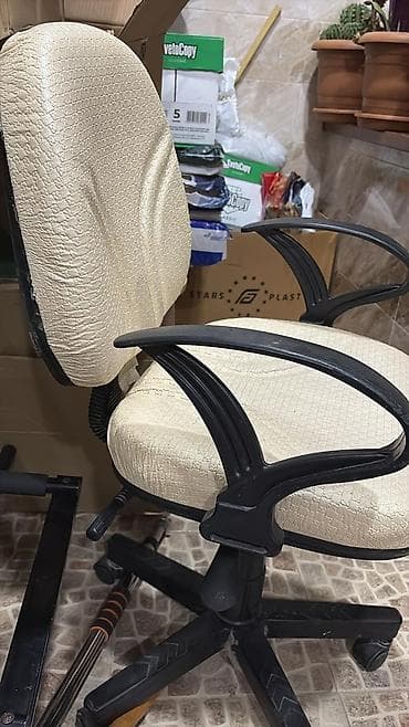 Ofis dolabları: Təkərli, Qolları tənzimlənmir, Süni dəri — 1