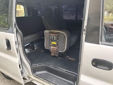 Nəqliyyat: Hyundai Starex miniven H-1 2.4benzin 7400azn ətraflı məlumat üçün dm — 10