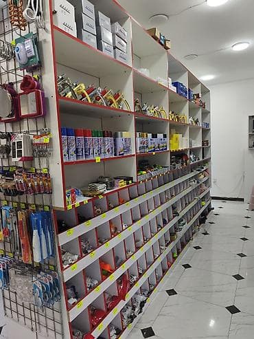 Dükan bağlandığı üçün satılır.3500 manat başa gəlib. 1800 manat — 4