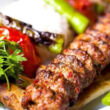 xadimə işi 2022: Kababçı köməkçisi işi axtarıram. Təcrübə var, azdır. - İş — 2