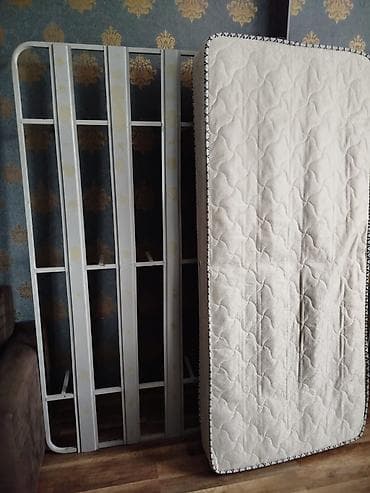 yataq desderi: Təknəfərlik çarpayı, Bazasız, Matras ilə, Siyirməsiz — 1