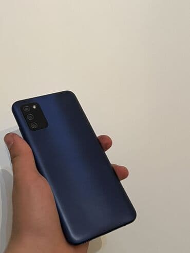 mini telfonlar: Salam. Telefon gorsendiyi kimi ideal veziyyetdedir. 32 GB yaddaşı var — 1