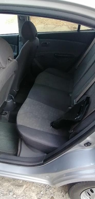 maşlar: Kia Rio: 1.5 l | 2010 il Hetçbek — 6