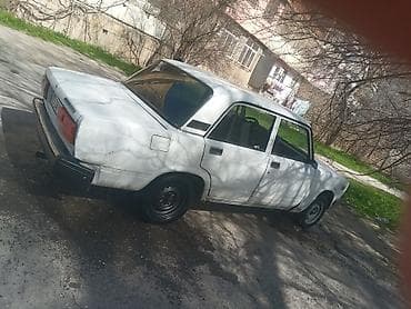 vaz 07 şiti: VAZ 2107 sedan - Kuzov: ağ rəng, 4 qapı, klassik “yeddi” gövdə — 4