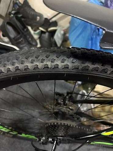 velosipet peredok: Açıq-yaşıl/qara rəng çalarlarında AKSPORT markalı dağ velosipedi — 9