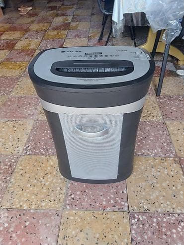 20 vərəqə qədər parçalayır. Parça ölçüsü: 4 x 44 mm Həmçinin Kredit