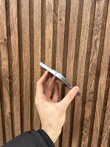 ipad mini 5 128: IPhone 14 Plus, 128 GB, Mavi, Zəmanət, Simsiz şarj, Face ID — 4