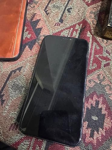 iphone adaptor: IPhone Xr, Qara — 1