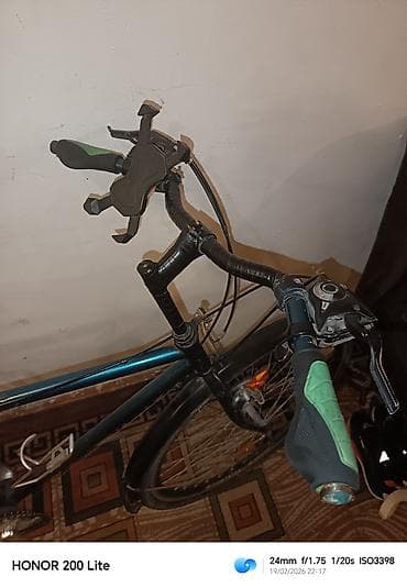 stels velosiped: Şəhər/trek tipli velosiped Xüsusiyyətlər: - Polad/alüminium — 3