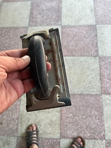 Alətlər: Əl üçün zımpara tutacağı (sanding block) - Material: metal gövdə — 1