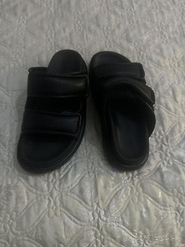 sendel: H&M qadın/slayd tipli sandal - Rəng: qara - Ölçü: 38 (altlıqda — 4