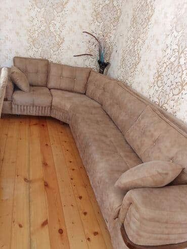 taxta otaqlar: Künc divan, Bazasız — 2