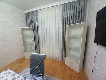 vitrin polkalar satilir: İşlənmiş, Dolab, Azərbaycan — 2