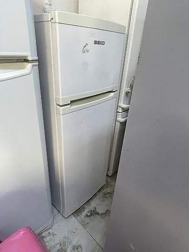 Beko iki qapılı soyuducu - Rəng: ağ - Üst hissə: dondurucu bölmə, 1