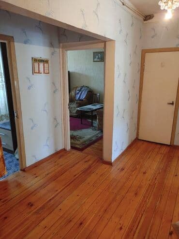 maştağada satdıq evlər: Bakı, 3 otaqlı, Köhnə tikili, m. Xalqlar Dostluğu, 75 kv. m — 10