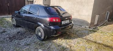 ural az: Chevrolet Lacetti sedan, qara rəng. - Kuzov: 4 qapılı sedan, ön və — 3