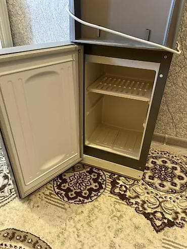 smart box satilir: Bosch su dispanseri (floor-standing) - Marka/model: Bosch, şaquli — 6