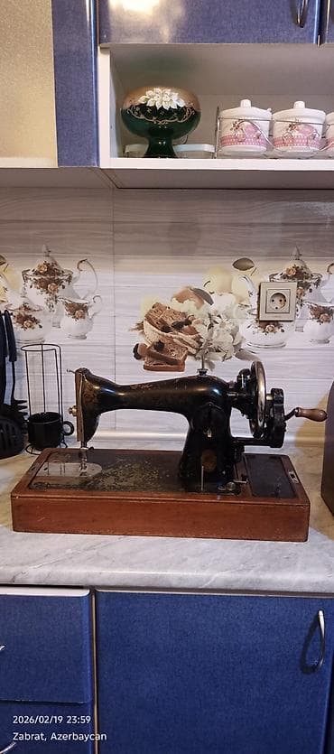 Məhsul: Mexaniki tikiş maşını (antika üslubda) Xüsusiyyətlər: - Əl