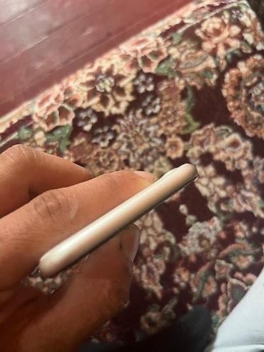 iphone se3 qiyməti: IPhone SE 2020, 128 GB, Ağ, Barmaq izi — 5