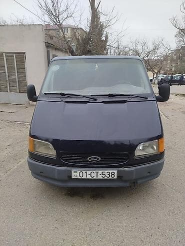 isuzu satisi: Ford Transit: 2.5 l | 2000 il 712008 km Van body type — 1