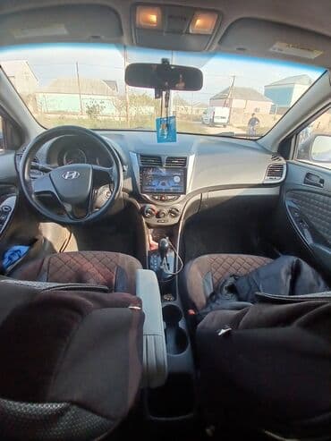 c klass mersedes: Hyundai Accent: 1.6 l | 2014 il Sedan — 13