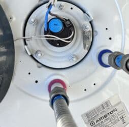 Quru inşaat materialları: İşlənmiş Kombi Ariston 80 kVt — 2