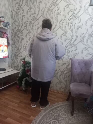 ucuz don: Qadın qış gödəkçəsi - Rəng: açıq boz - Model: qalıq (mid-length), düz — 2