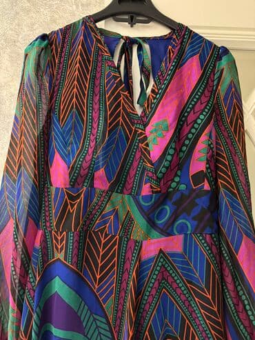 zapi satilir tecili: 1defe geyinilib 110azn alınıb 30azn satılır — 3