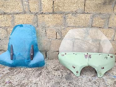 maşın ucun aksesuar: Moped/motosiklet üçün ön şüşə (vindschild) dəsti. - Şəkildə iki ədəd — 1