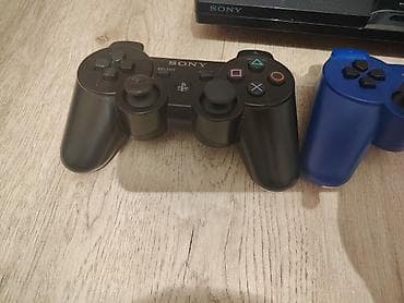 playstatio: Sony PlayStation 3 (PS3) Slim konsolu + 4 ədəd DualShock 3 gamepad — 4