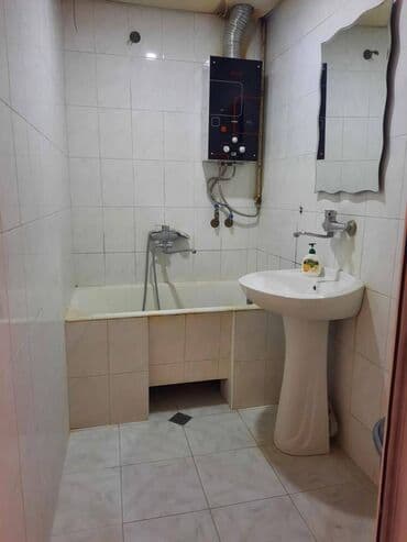 qarayev obyekt: Qaraev metrosuna yaxın Ruslan marketə yaxın 9 mertebeli binanın 8-ci — 4