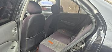 nisan altima: Nissan Sunny: 1.6 l | 2008 il Sedan — 4
